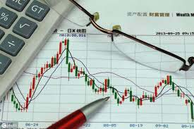 低度酒行业上市公司董秘观察：5家公司董秘薪酬下降 金枫酒业张黎云降薪18.63万元至47.61万元